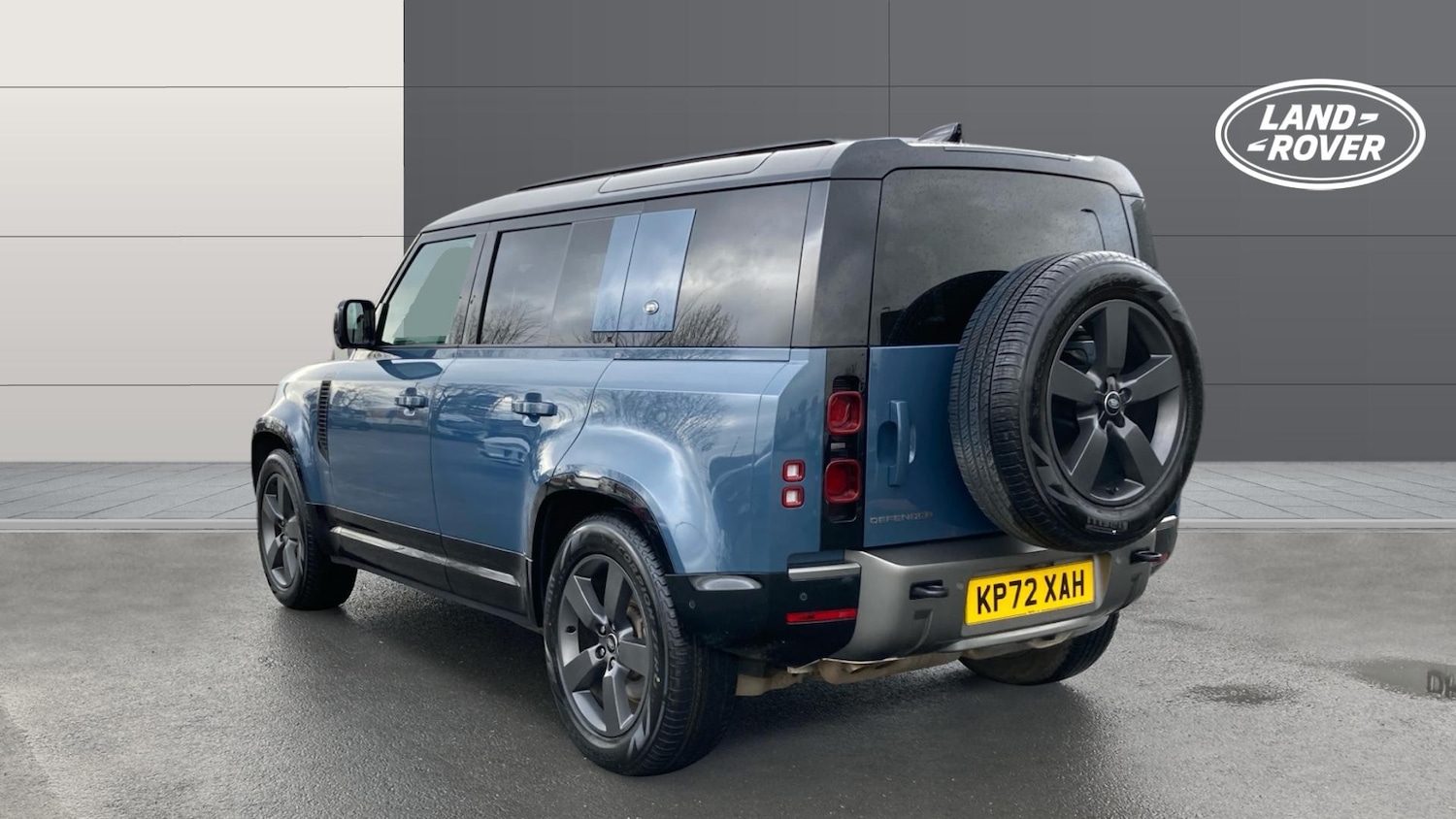 Used Land Rover Defender 2022 for sale - 77435585: Photo 2