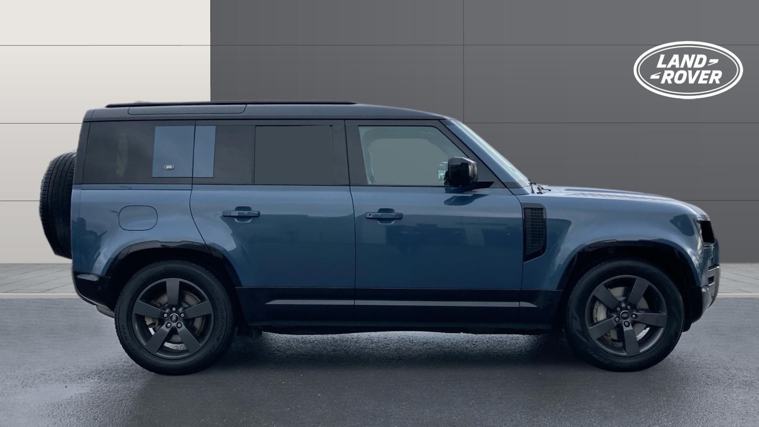 Used Land Rover Defender 2022 for sale - 77435585: Photo 5