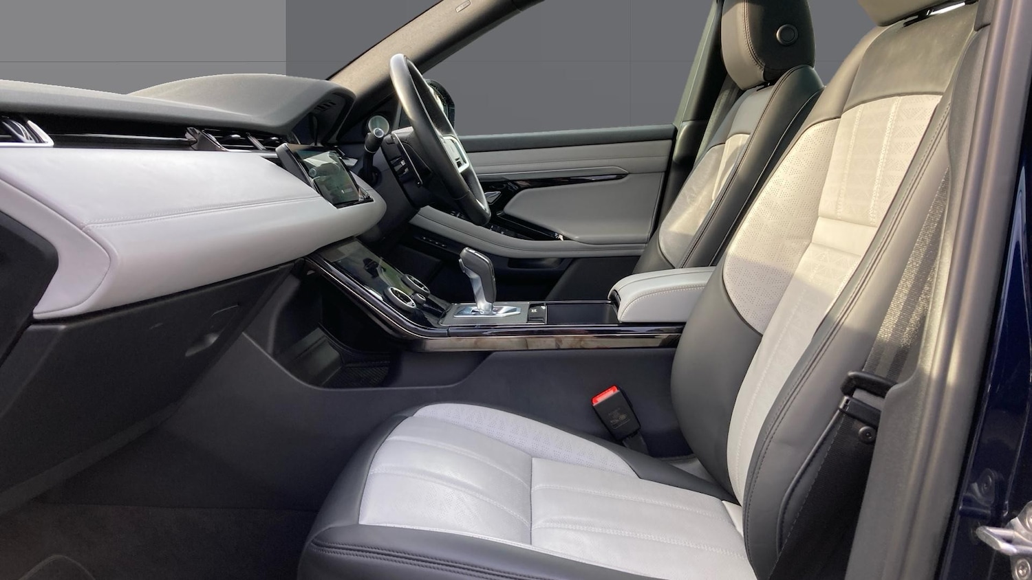 Used Land Rover Range Rover Evoque 2022 for sale - 76603294: Photo 3