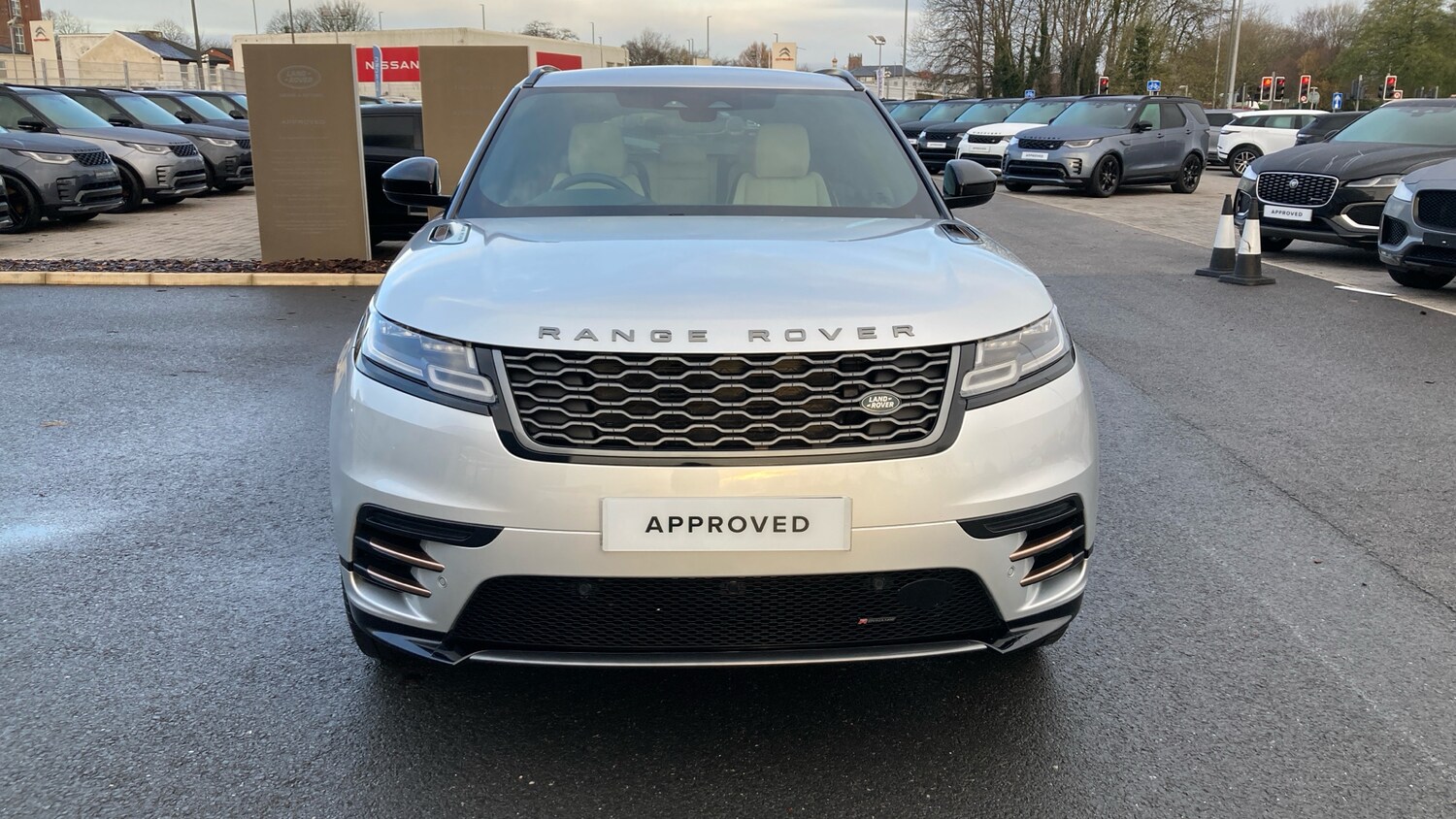 Used Land Rover Range Rover Velar 2023 for sale - 76957360: Photo 31