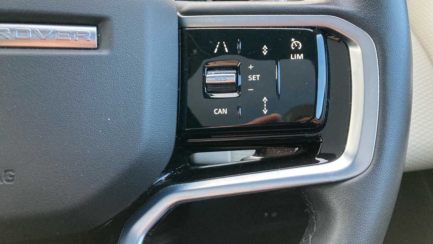 Used Land Rover Range Rover Velar 2023 for sale - 76957360: Photo 44