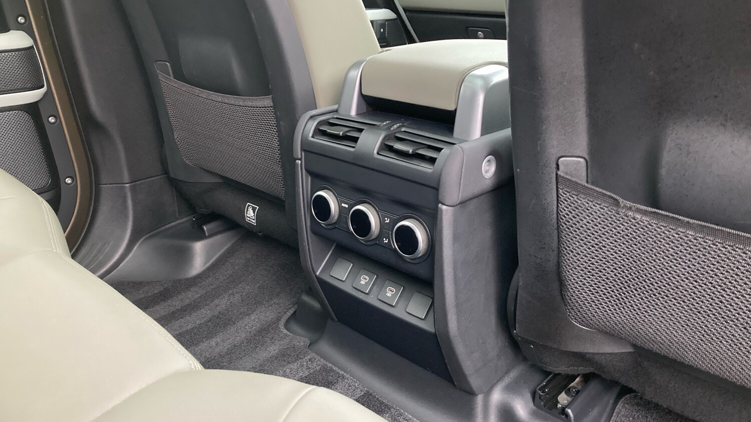 Used Land Rover Defender 2022 for sale - 77505594: Photo 18