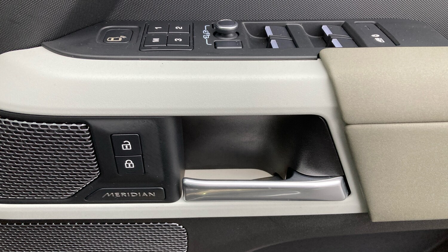 Used Land Rover Defender 2022 for sale - 77505594: Photo 45