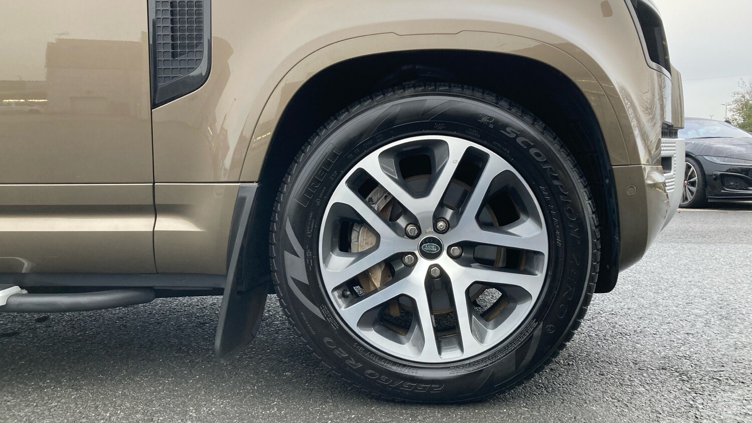 Used Land Rover Defender 2022 for sale - 77505594: Photo 8