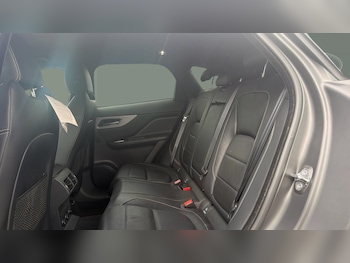 Used Jaguar F-Pace 2019 for sale - 78804841: Photo