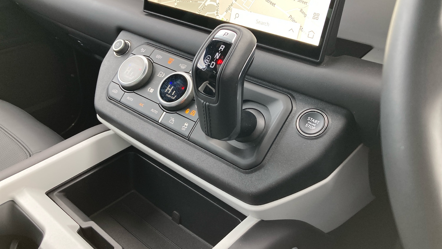 Used Land Rover Defender 2025 for sale - 76835346: Photo 13