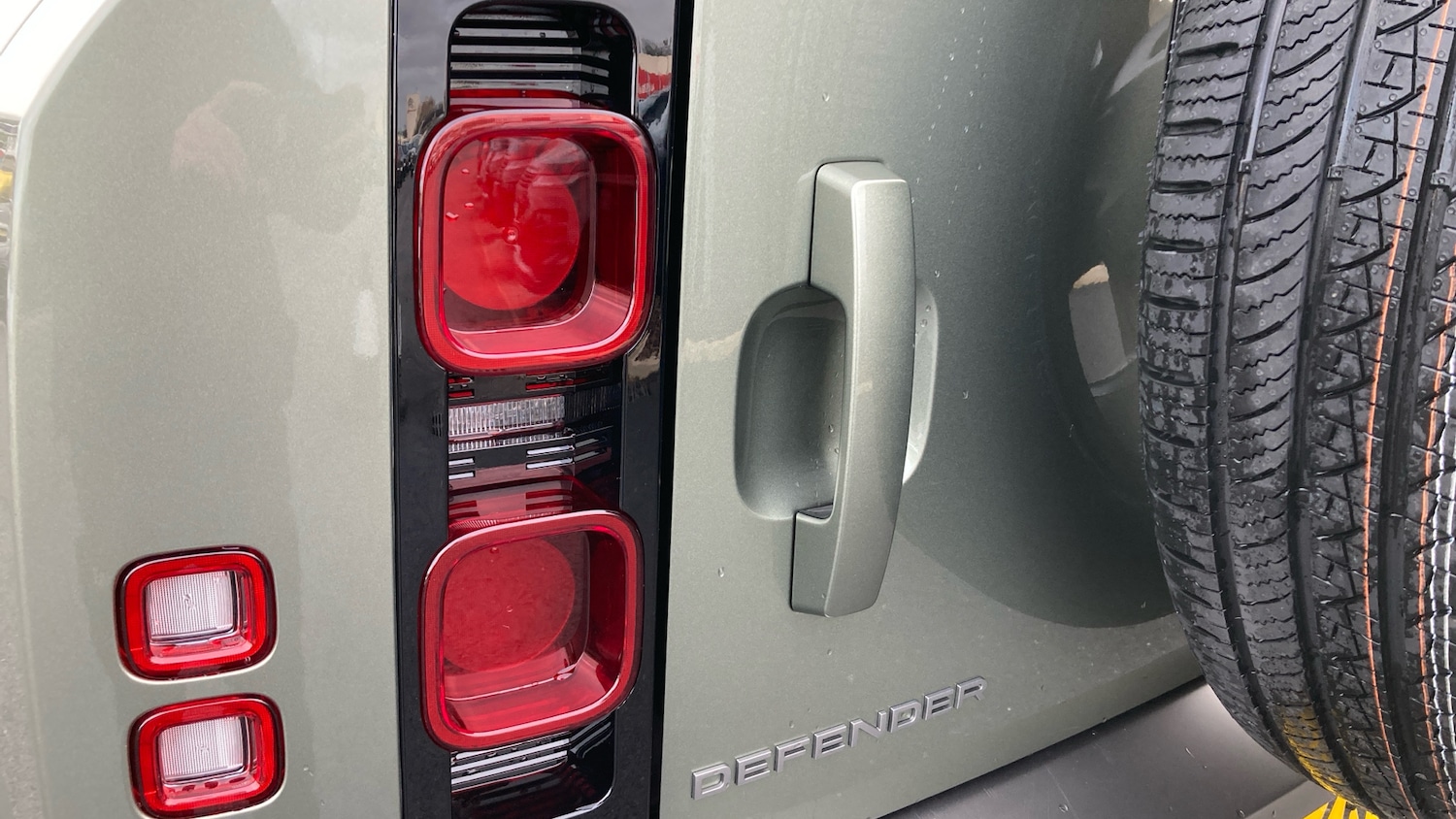 Used Land Rover Defender 2025 for sale - 76835346: Photo 19