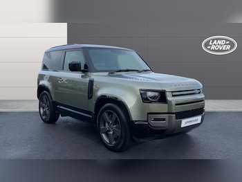 Land Rover - Defender