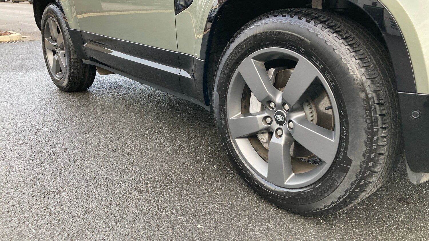 Used Land Rover Defender 2025 for sale - 76835346: Photo 34