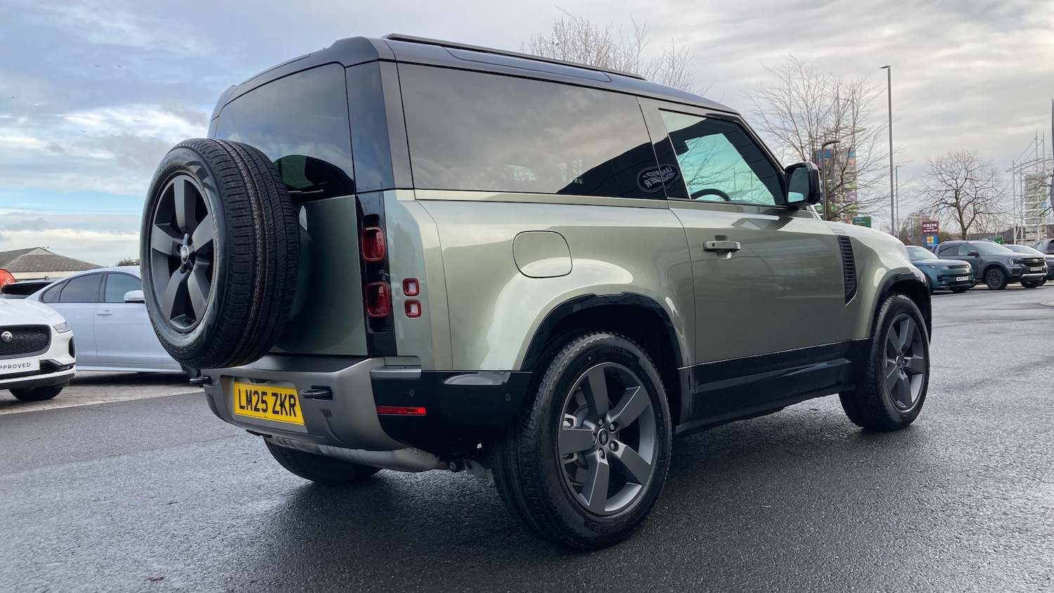 Used Land Rover Defender 2025 for sale - 76835346: Photo 37