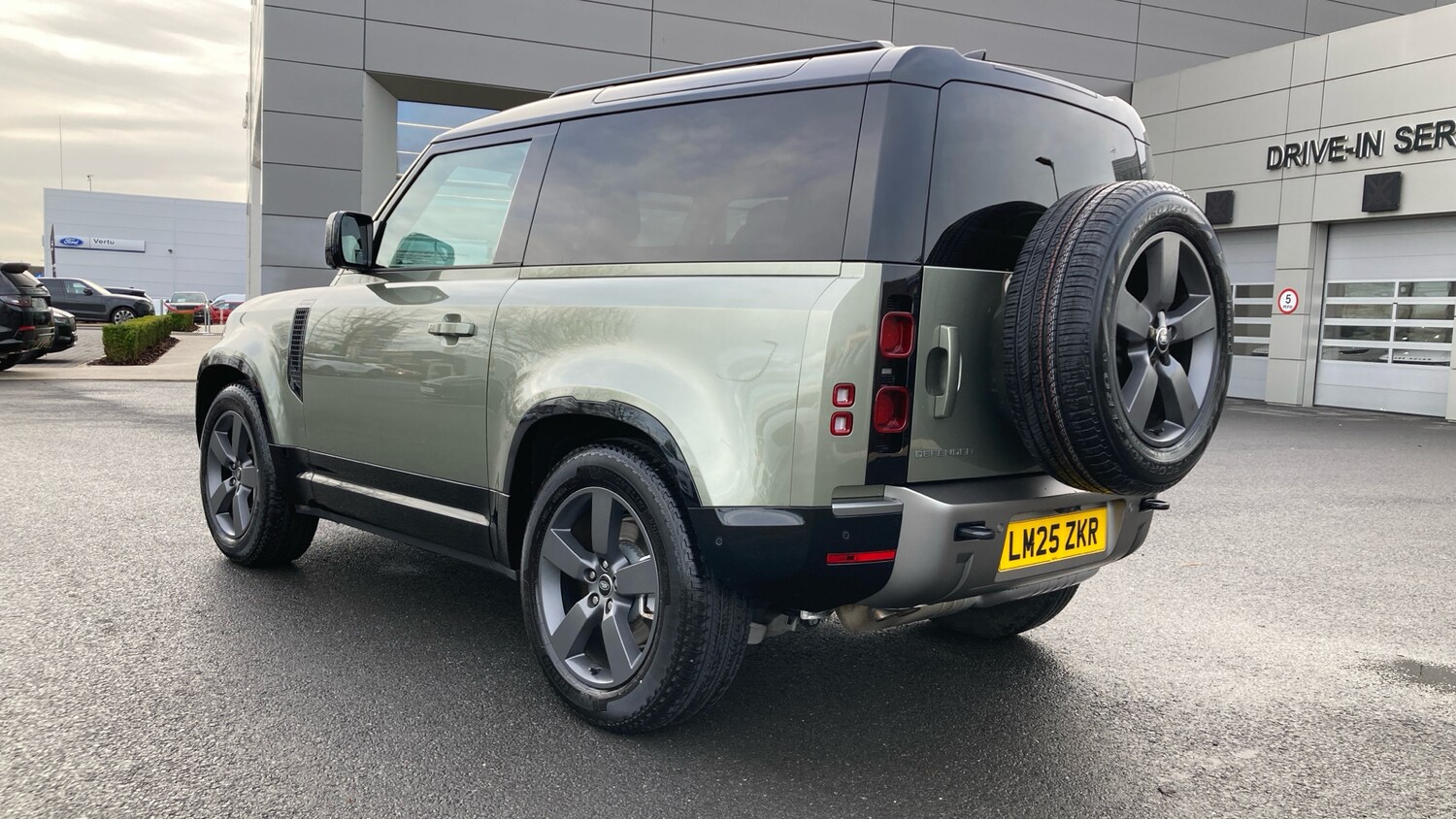 Used Land Rover Defender 2025 for sale - 76835346: Photo 40