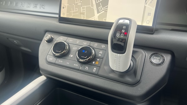Used Land Rover Defender 2025 for sale - 76157065: Photo 13