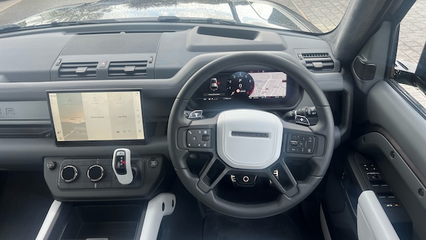 Used Land Rover Defender 2025 for sale - 76157065: Photo 15