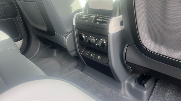 Used Land Rover Defender 2025 for sale - 76157065: Photo 18