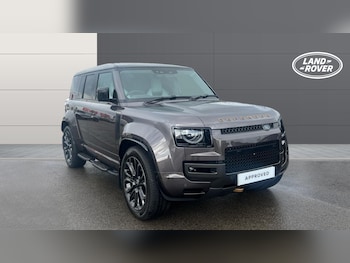 Land Rover - Defender