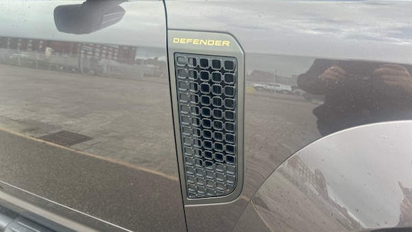 Used Land Rover Defender 2025 for sale - 76157065: Photo 20