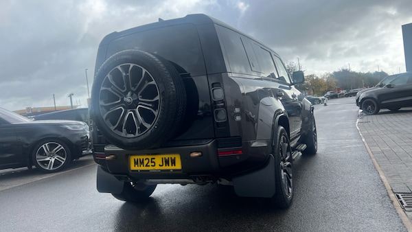 Used Land Rover Defender 2025 for sale - 76157065: Photo 35