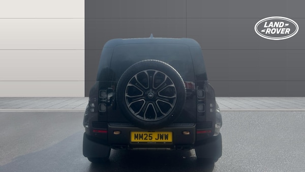 Used Land Rover Defender 2025 for sale - 76157065: Photo 6