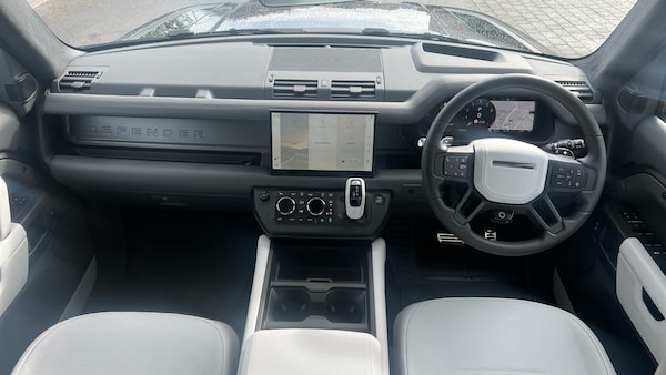 Used Land Rover Defender 2025 for sale - 76157065: Photo 9