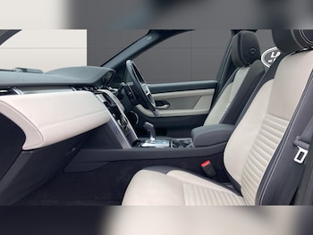 Used Land Rover Discovery Sport 2022 for sale - 75582178: Photo