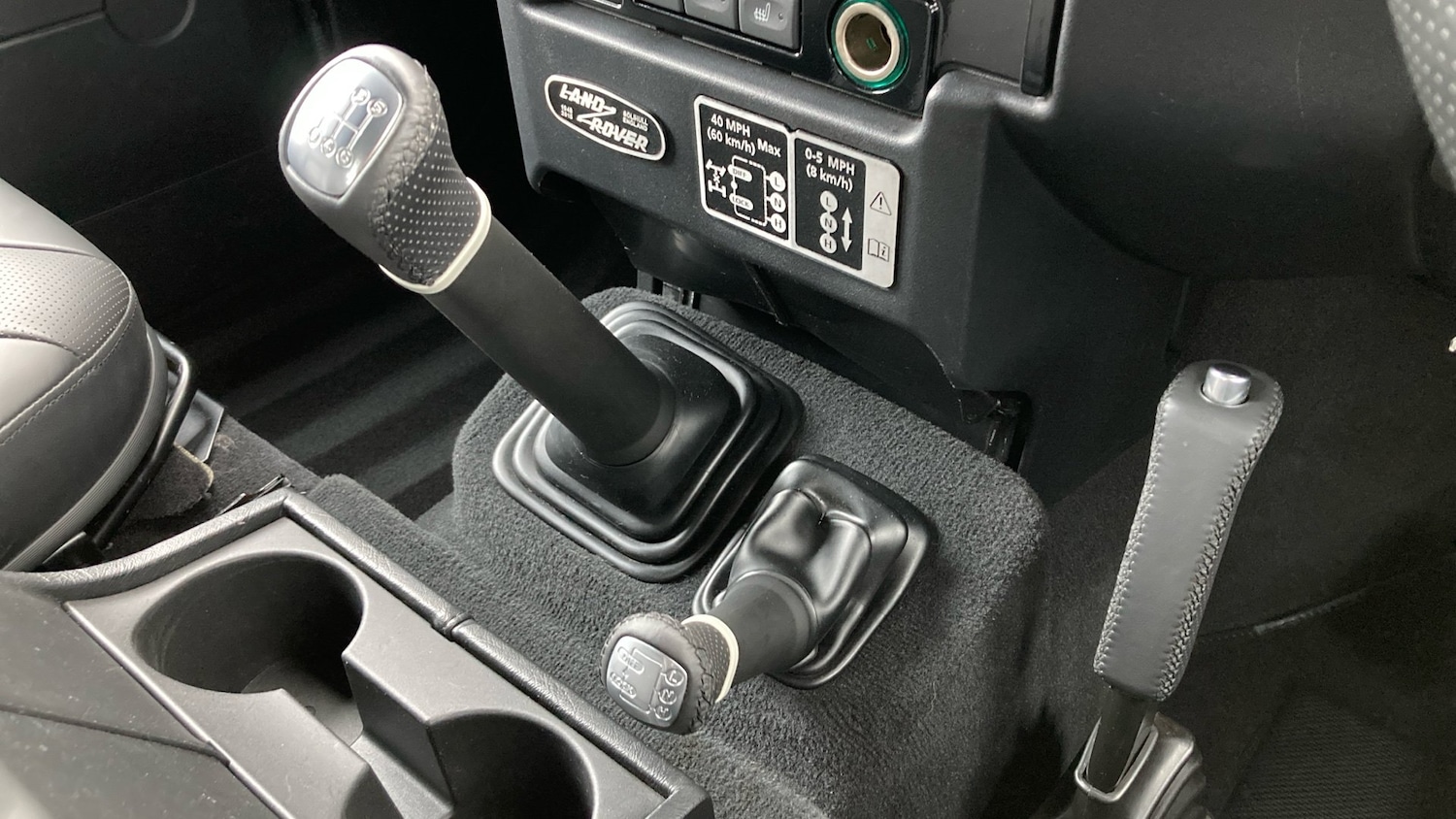 Used Land Rover Defender 2016 for sale - 76518433: Photo 13