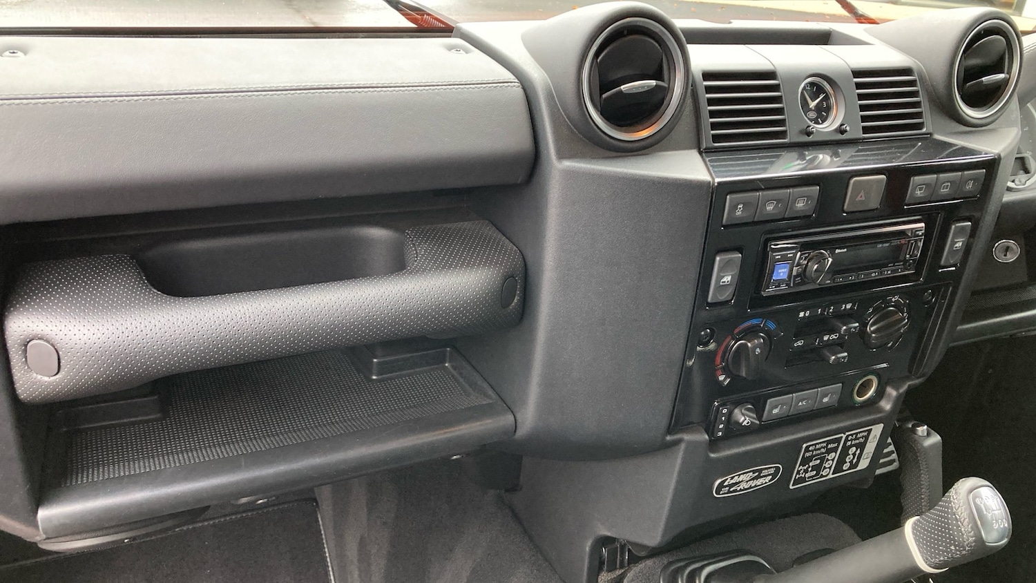 Used Land Rover Defender 2016 for sale - 76518433: Photo 26