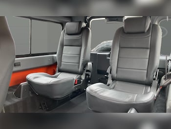 Used Land Rover Defender 2016 for sale - 76518433: Photo