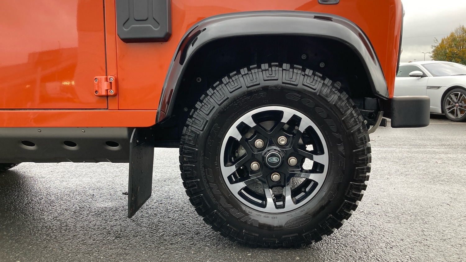 Used Land Rover Defender 2016 for sale - 76518433: Photo 8