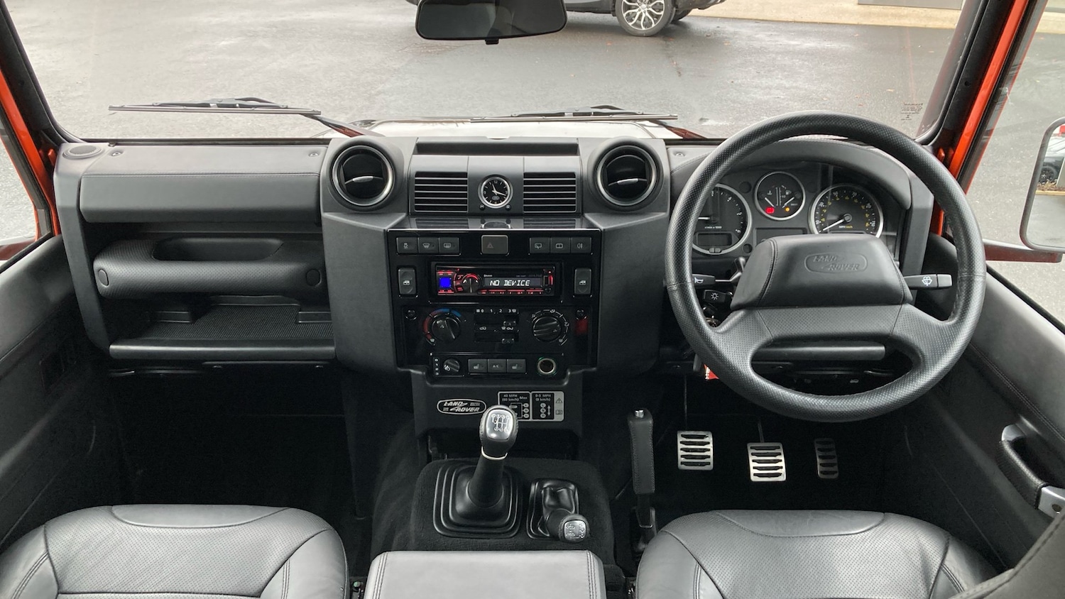 Used Land Rover Defender 2016 for sale - 76518433: Photo 9