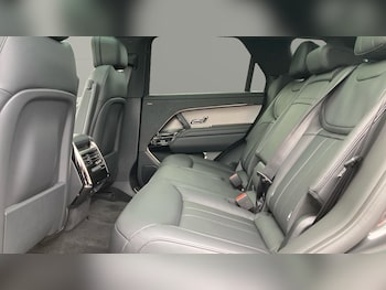 Used Land Rover Range Rover Sport 2025 for sale - 77285434: Photo
