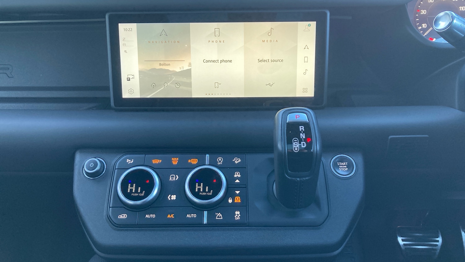 Used Land Rover Defender 2021 for sale - 77033318: Photo 14