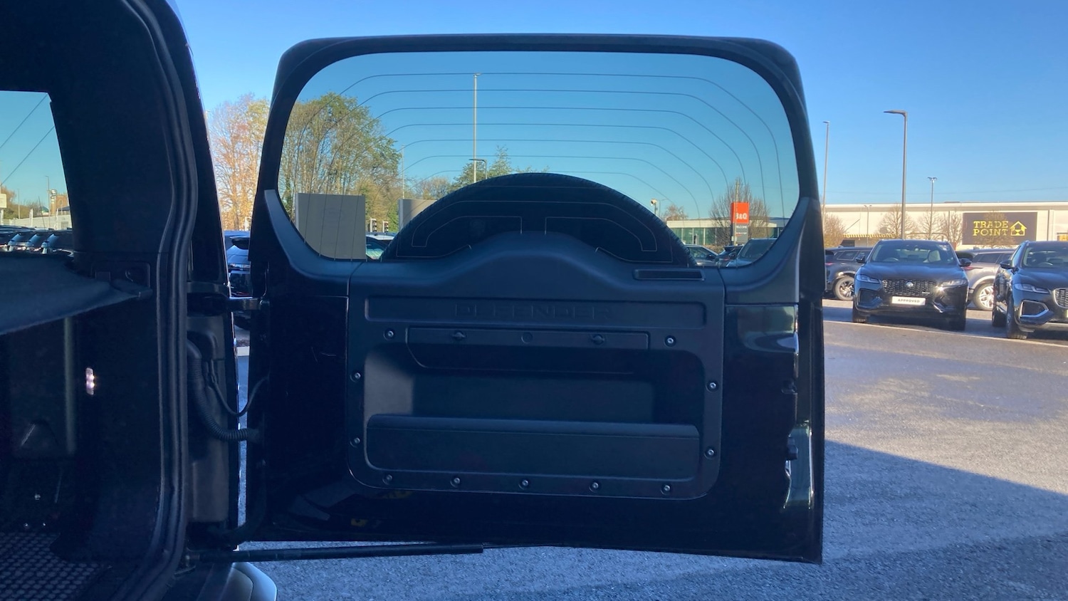 Used Land Rover Defender 2021 for sale - 77033318: Photo 27