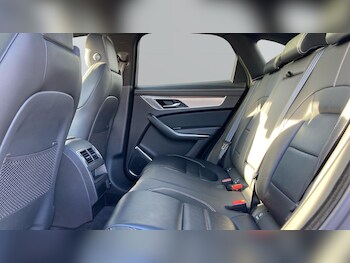 Used Jaguar F-Pace 2023 for sale - 76494438: Photo