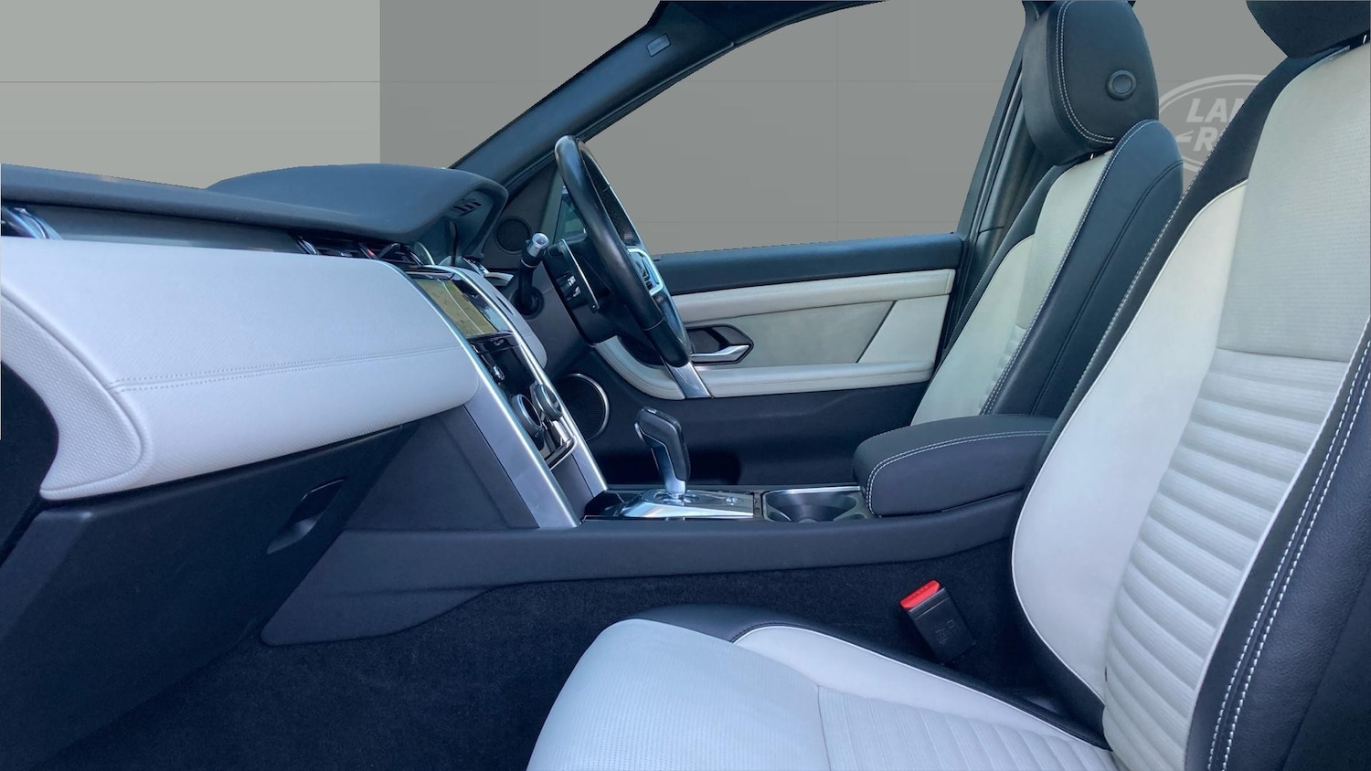 Used Land Rover Discovery Sport 2021 for sale - 77079451: Photo 3