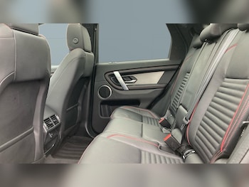 Used Land Rover Discovery Sport 2021 for sale - 75922360: Photo