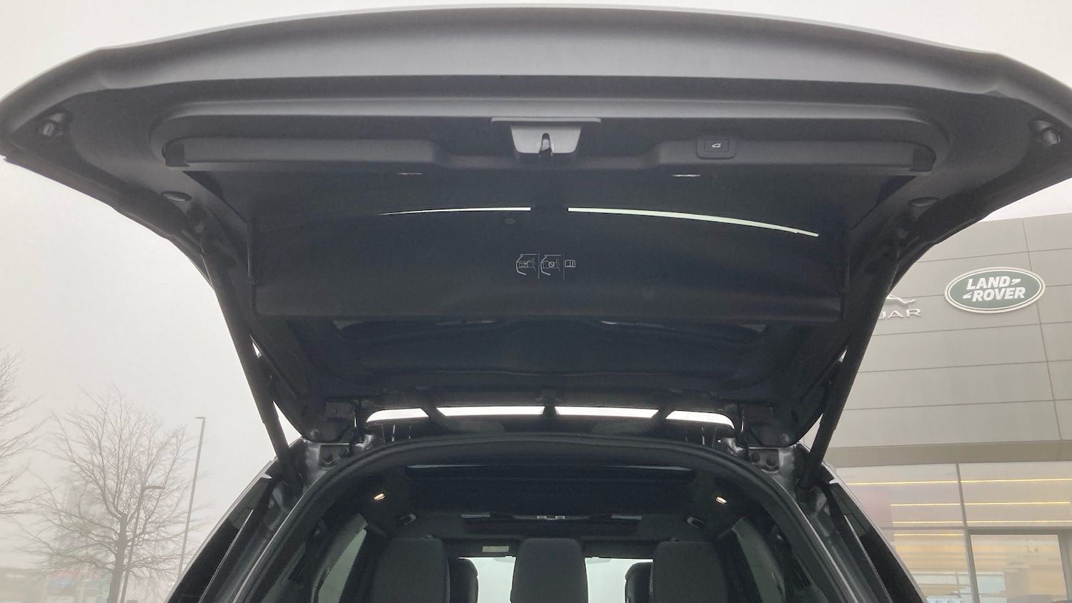 Used Land Rover Discovery 2023 for sale - 77210916: Photo 27