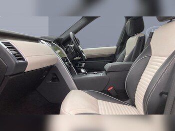 Used Land Rover Discovery 2023 for sale - 77210916: Photo