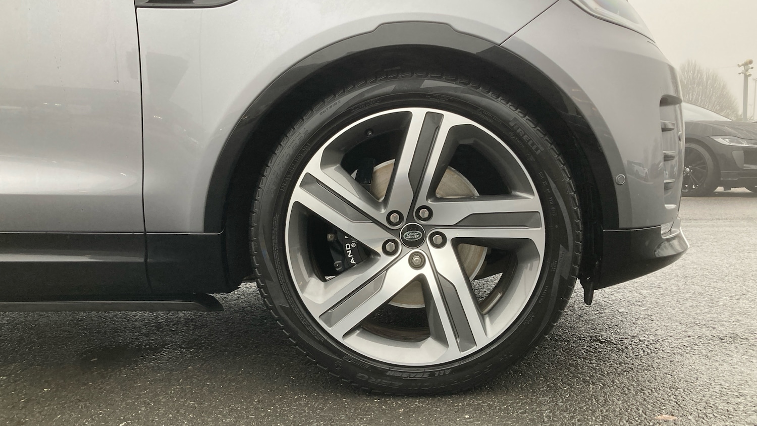 Used Land Rover Discovery 2023 for sale - 77210916: Photo 8