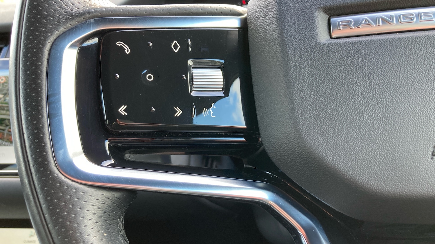 Used Land Rover Range Rover Evoque 2021 for sale - 76366841: Photo 42