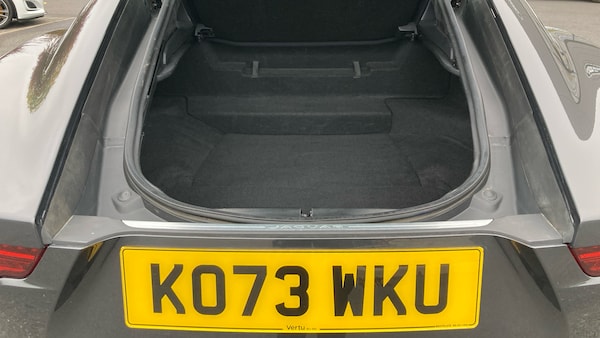 Used Jaguar F-Type 2024 for sale - 76209218: Photo 10
