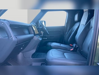 Used Land Rover Defender 2025 for sale - 78329266: Photo