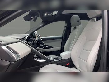 Used Jaguar E-Pace 2022 for sale - 77607410: Photo