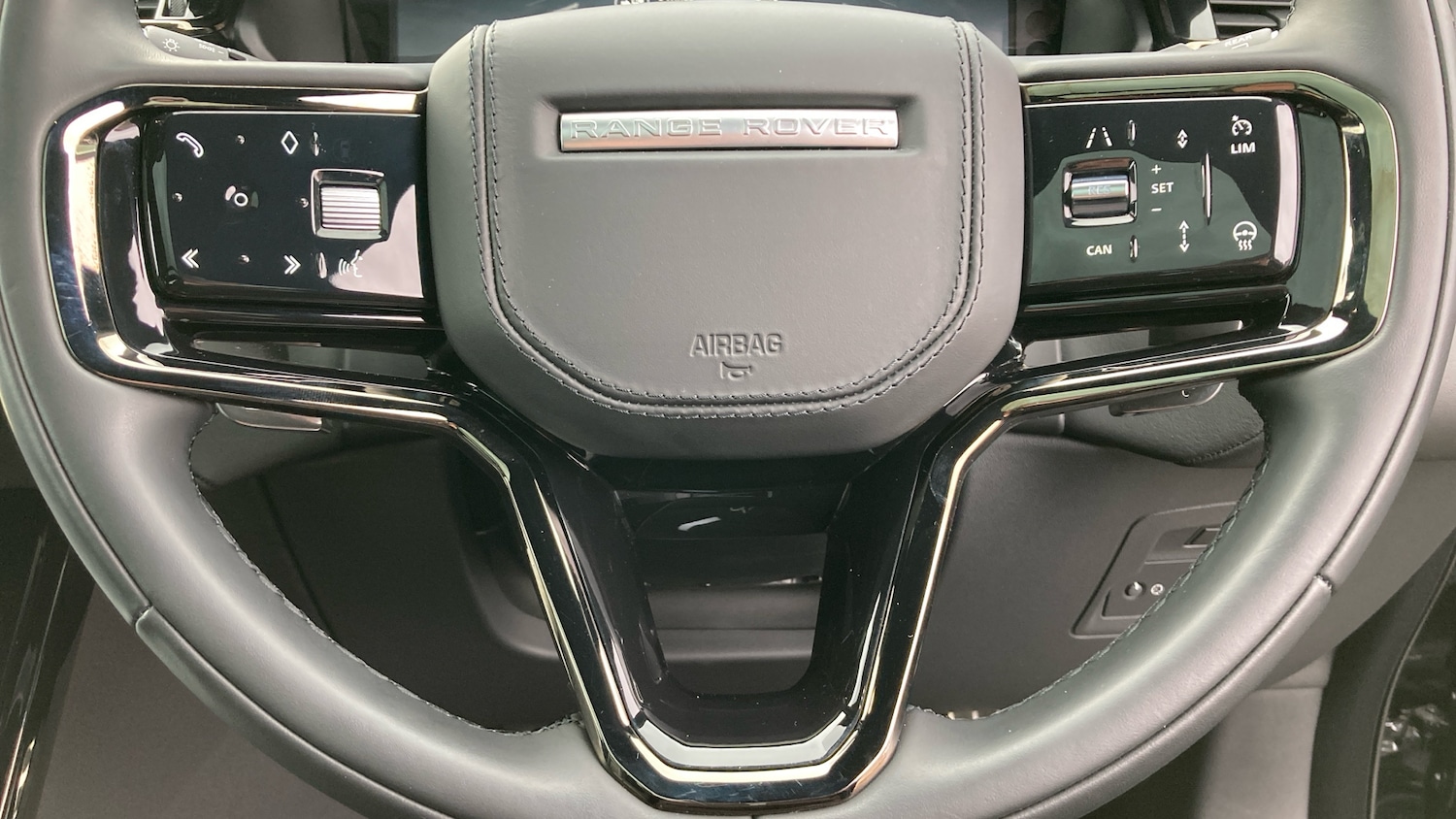 Used Land Rover Range Rover Velar 2024 for sale - 76079613: Photo 44