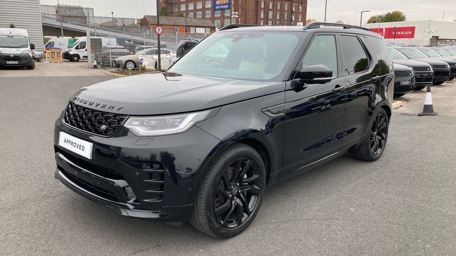 Used Land Rover Discovery 2023 for sale - 76860163: Photo 30