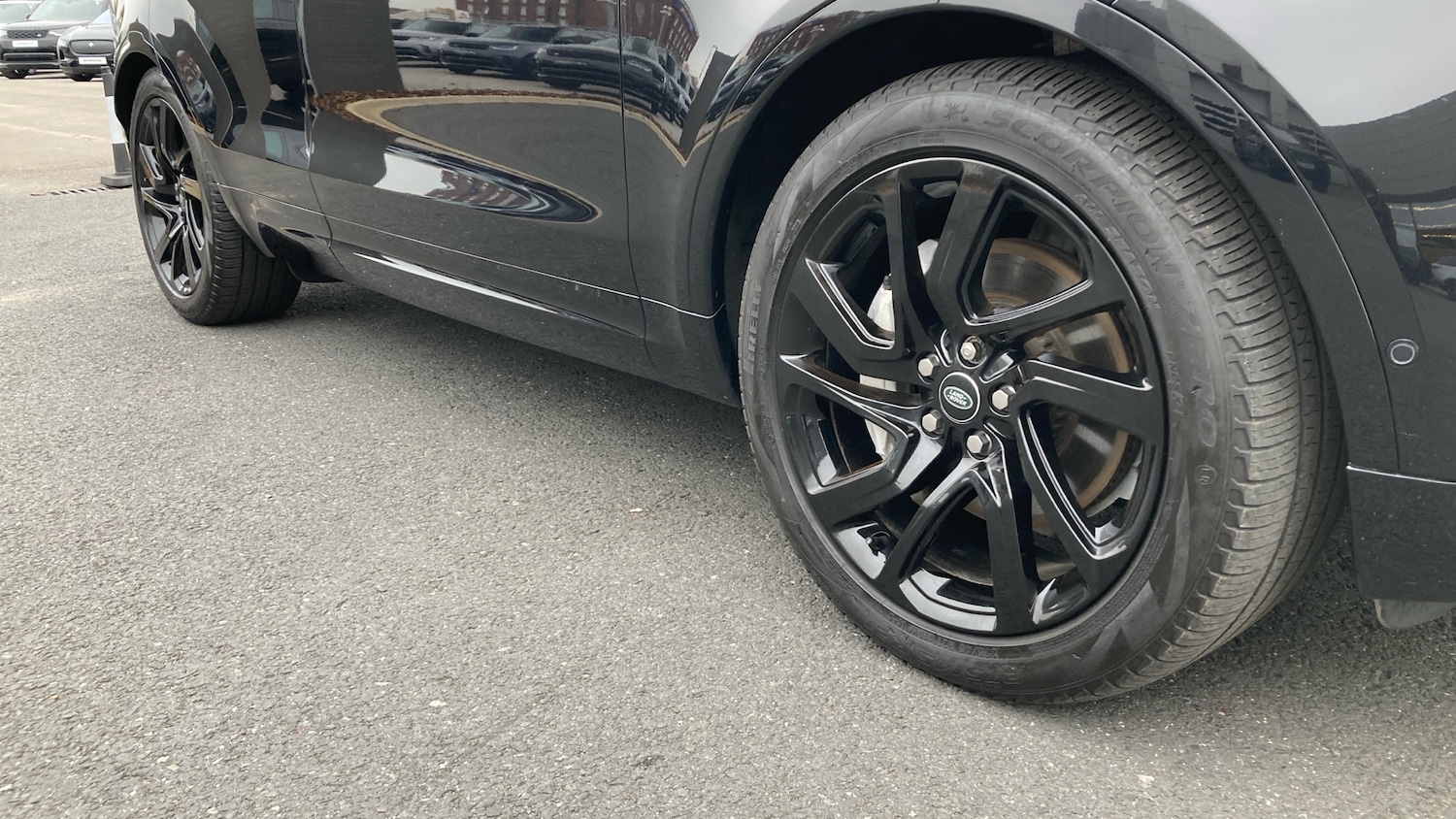 Used Land Rover Discovery 2023 for sale - 76860163: Photo 34