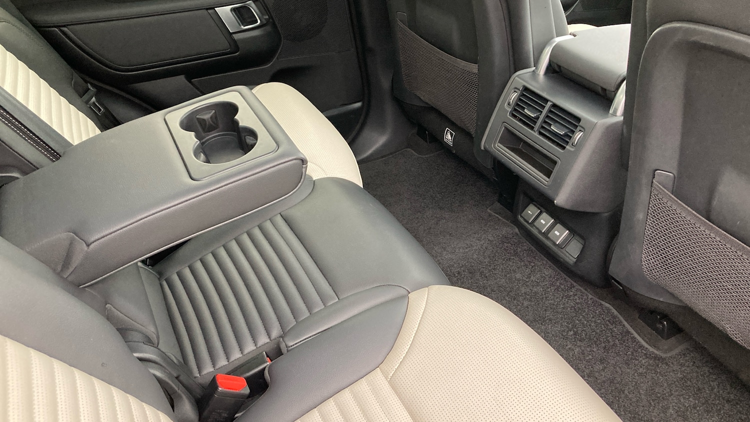 Used Land Rover Discovery 2023 for sale - 76860163: Photo 43