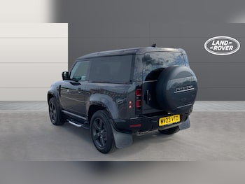 Used Land Rover Defender 2023 for sale - 78454904: Photo