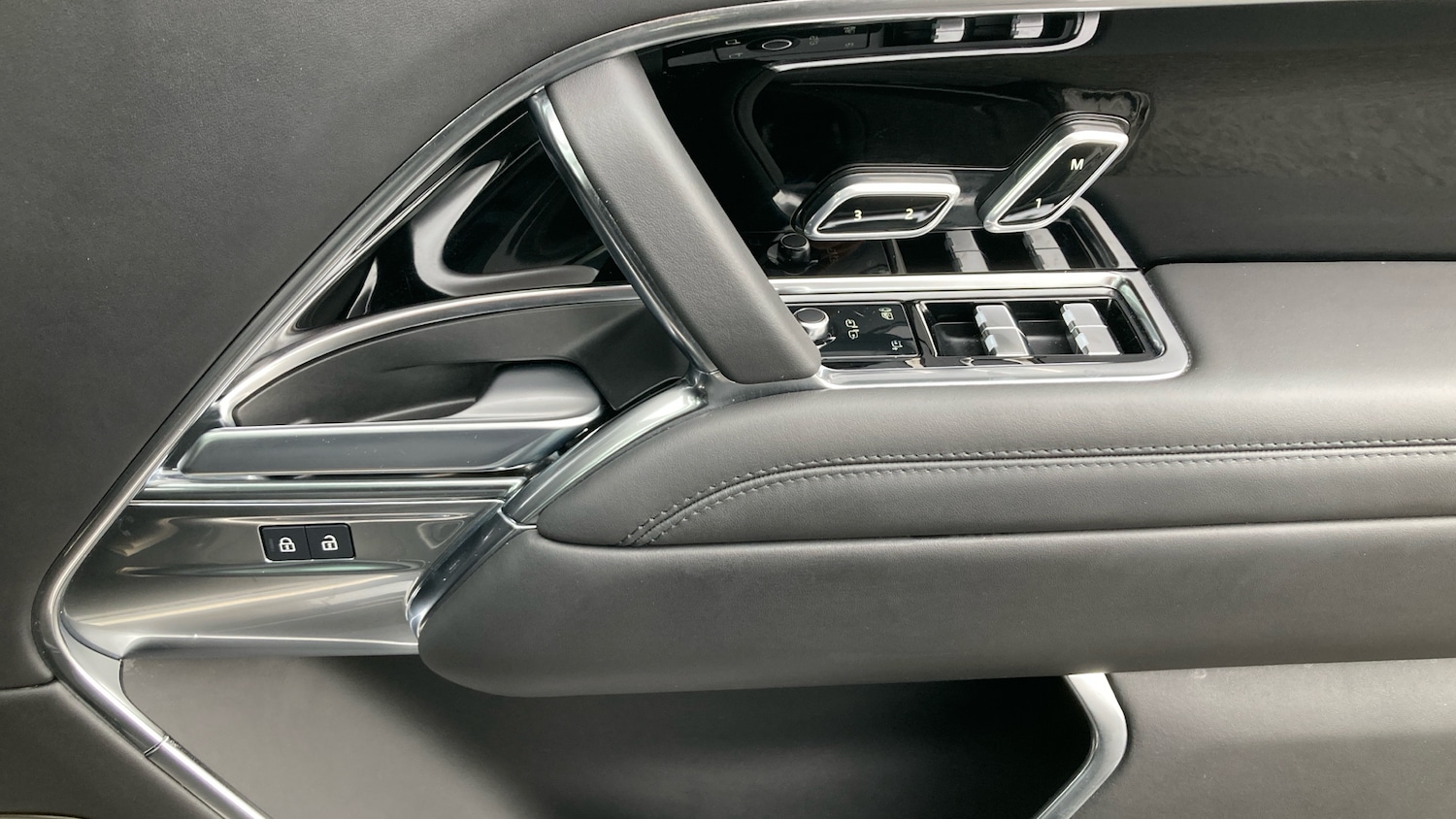 Used Land Rover Range Rover 2025 for sale - 77138498: Photo 45