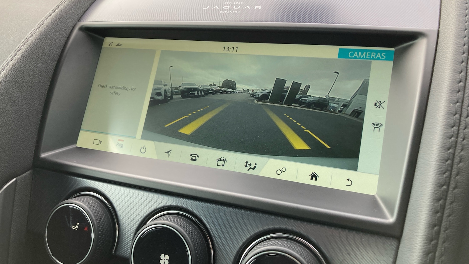 Used Jaguar F-Type 2021 for sale - 76748872: Photo 12