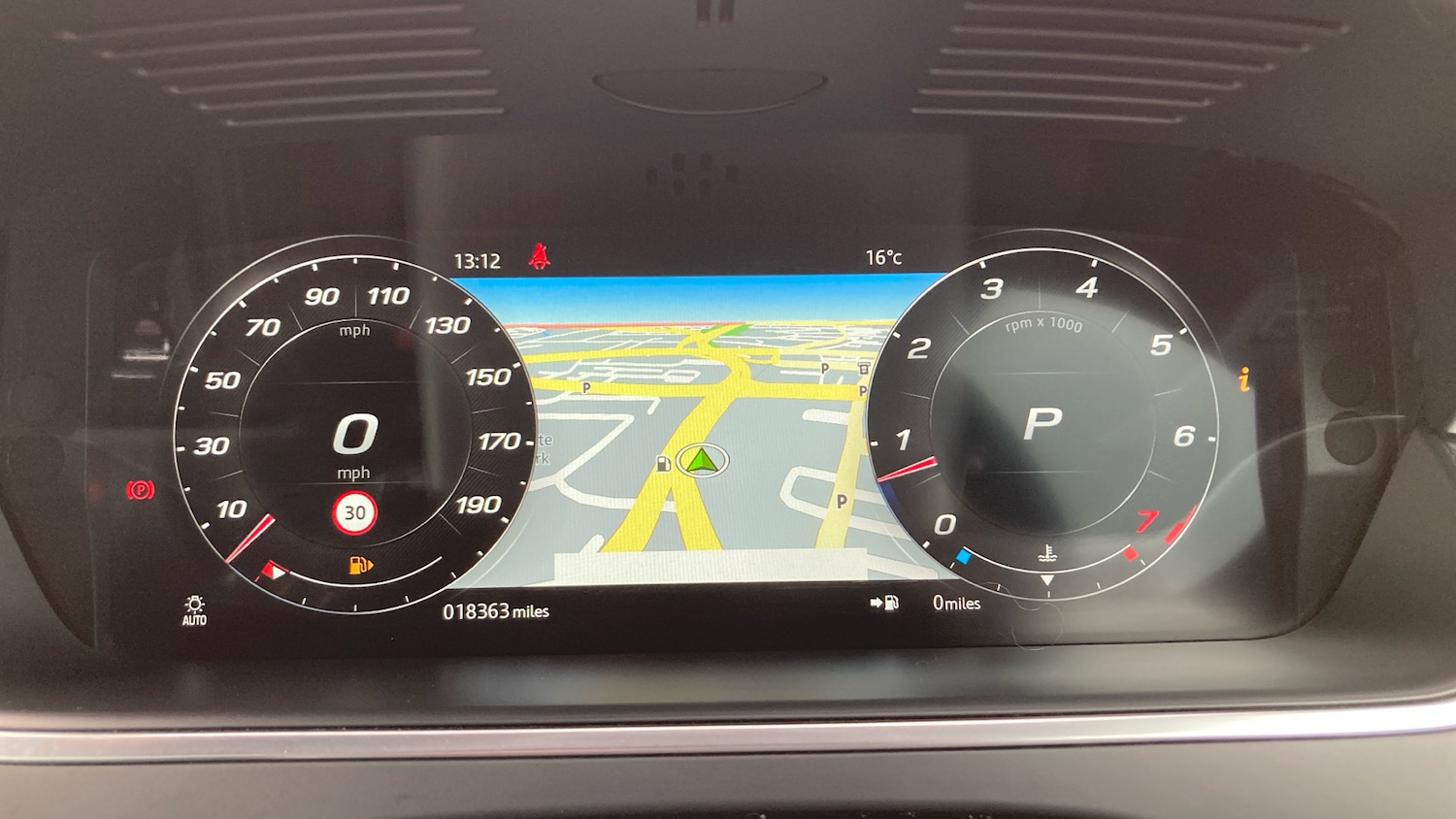 Used Jaguar F-Type 2021 for sale - 76748872: Photo 16